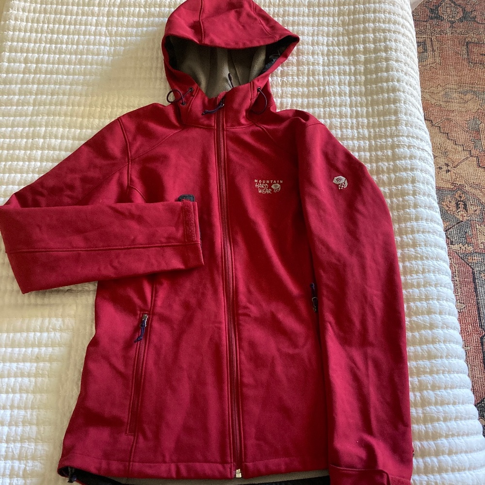 Mountain Hardware Rain Resistant Software Size Me… - image 1